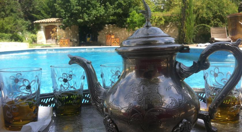 Suite De L'Olivier Au Mas Au Coeur De La Provence &Spa Saint-Cannat Rum bild